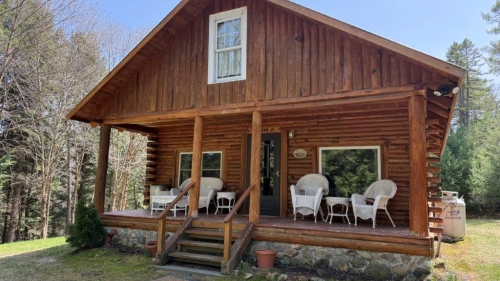 37 Maple Road
