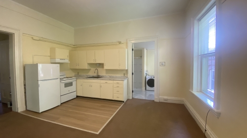 Kitchen/living area