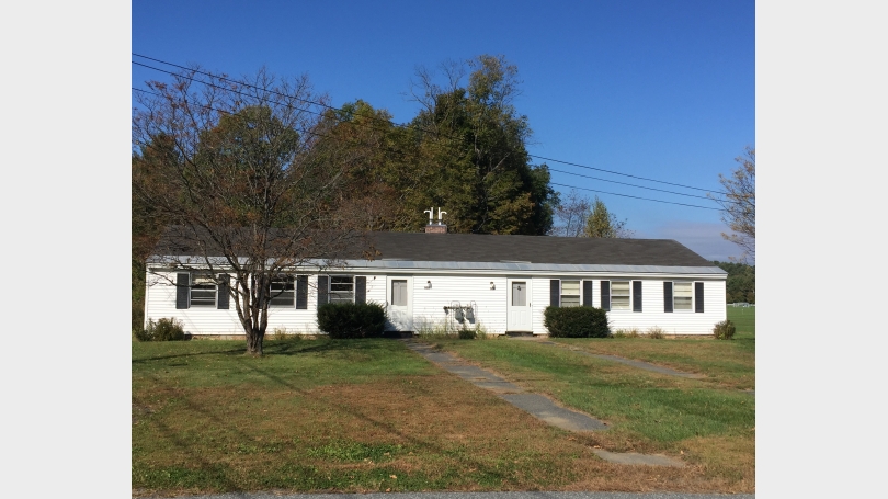 Exterior image of 6-8 Field Road, West Lebanon