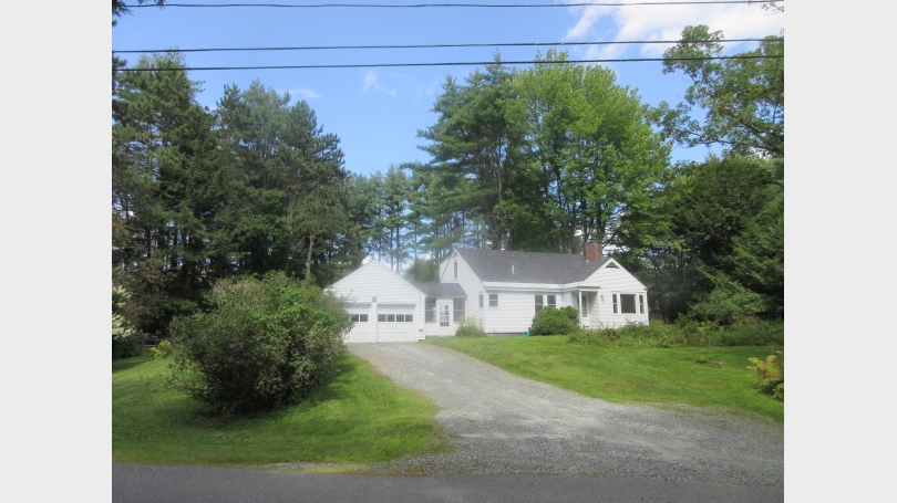 13 Wyeth Rd room rental 13 Wyeth Rd room rental