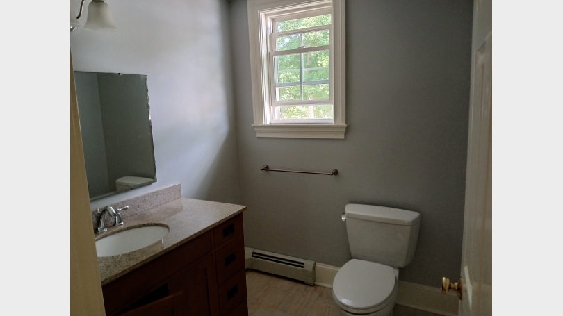 Full 2nd Bathroom on 2nd floor