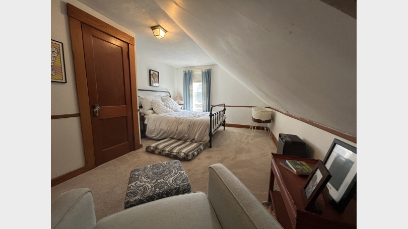 22 Bedroom