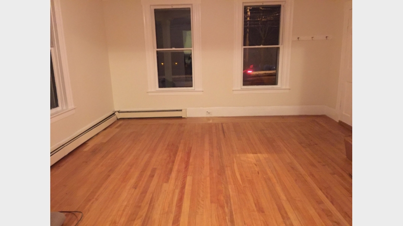 1st lfoor Apt Livingroom 1st floor Apt - Livingroom