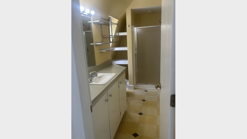 Bathroom upstairs