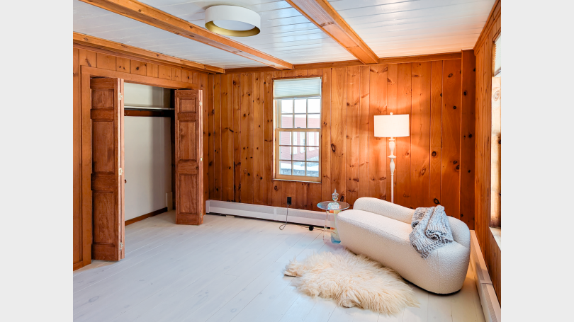 Farmhouse bedroom