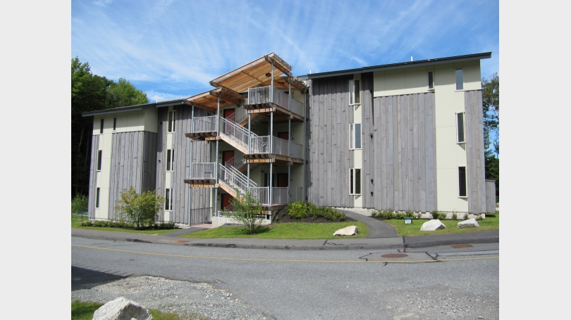 BUILDING