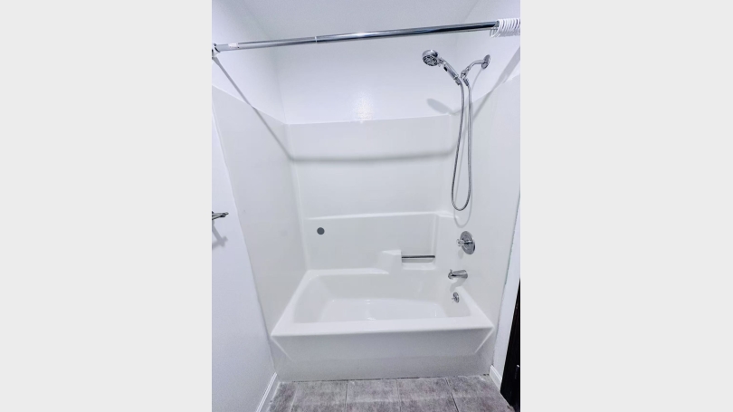 Bathroom 02