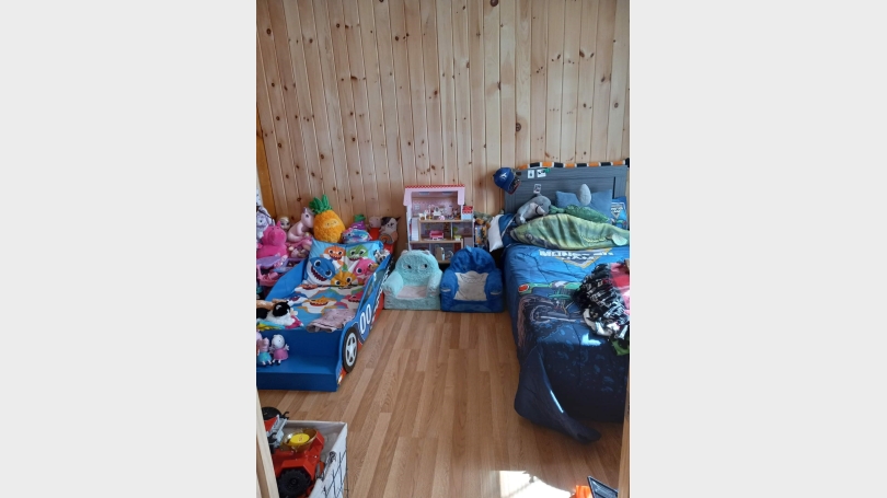 2nd Bedroom 