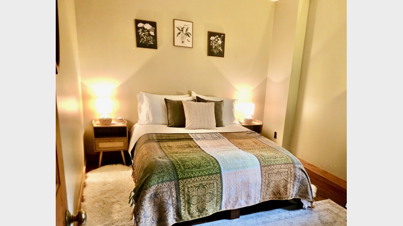 Queen bedroom