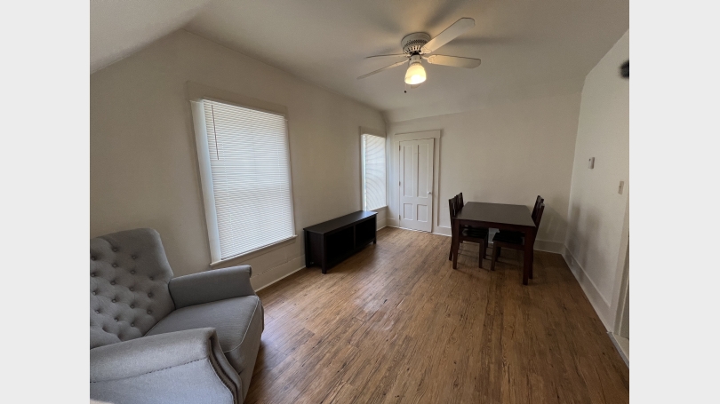 Living/dining room