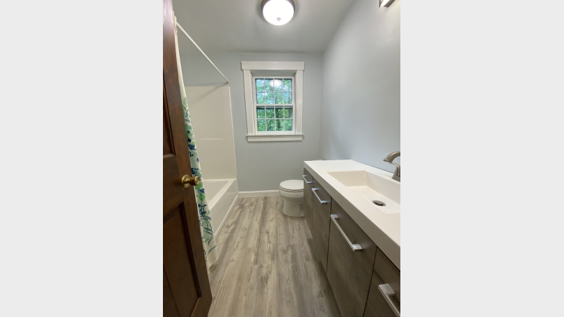 Second floor bath