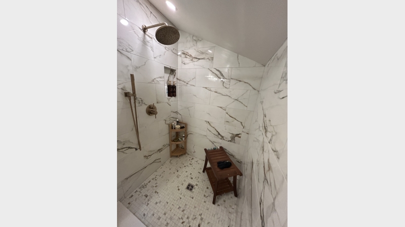Main Bathroom Shower