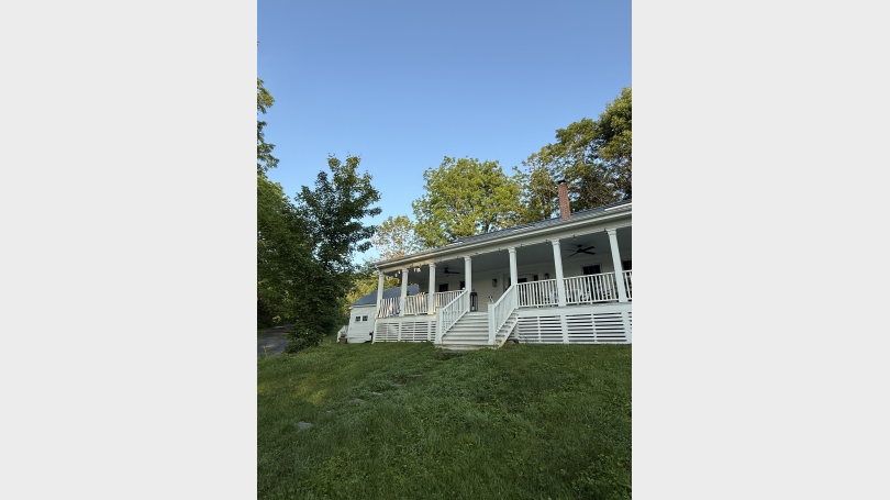 Connecticut River farmhouse rental