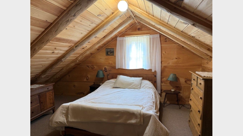 Loft/2nd Bedroom