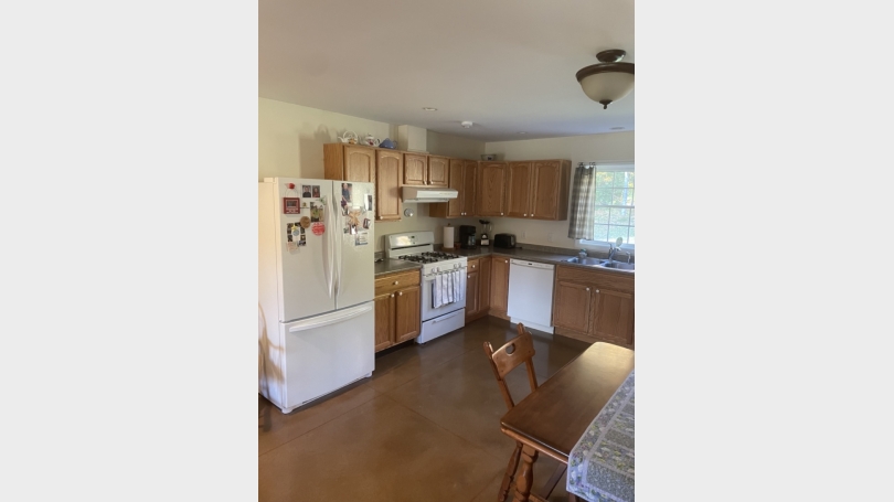 Kitchen Photo