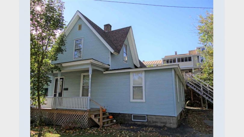 front lareau