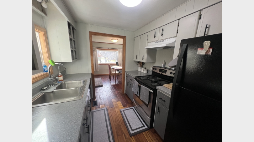 10 M Kitchen